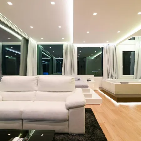 Central Majestic Penthouse In The Heart Of 